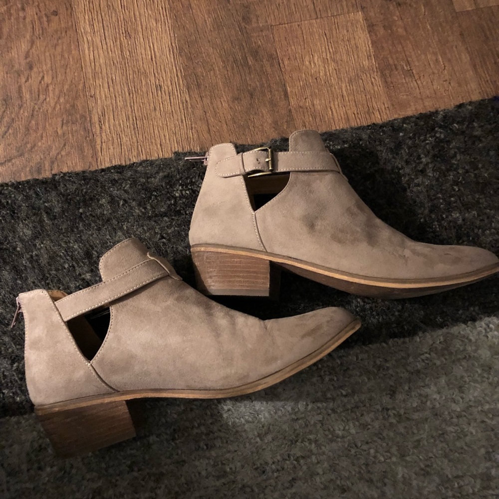 Tan Abound Booties